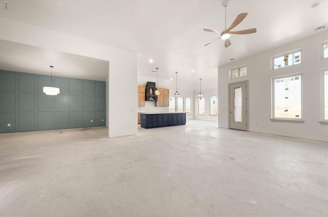 19400 S Country Drive, Edmond, OK 73012