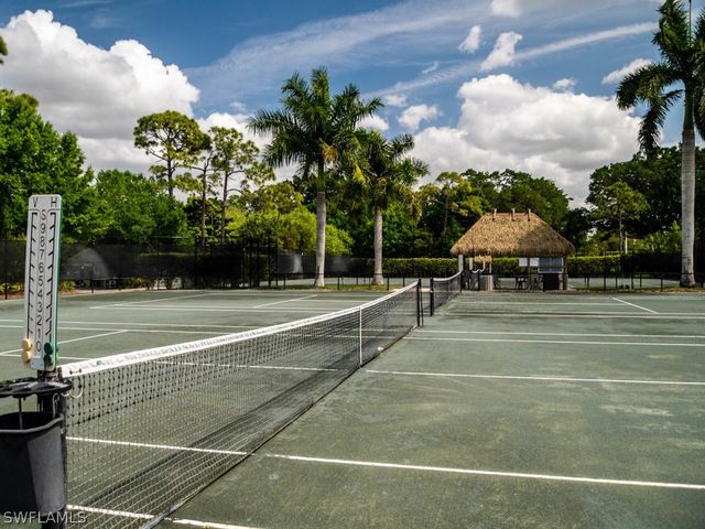 290 Naples Cove DR 2602, Naples, FL 34110