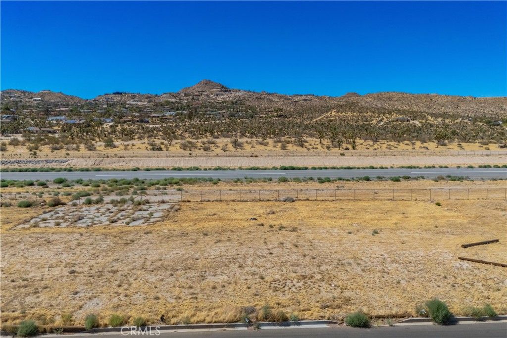 Image 11 of property listing at 6774 Lindbergh, Yucca Valley, CA 92284