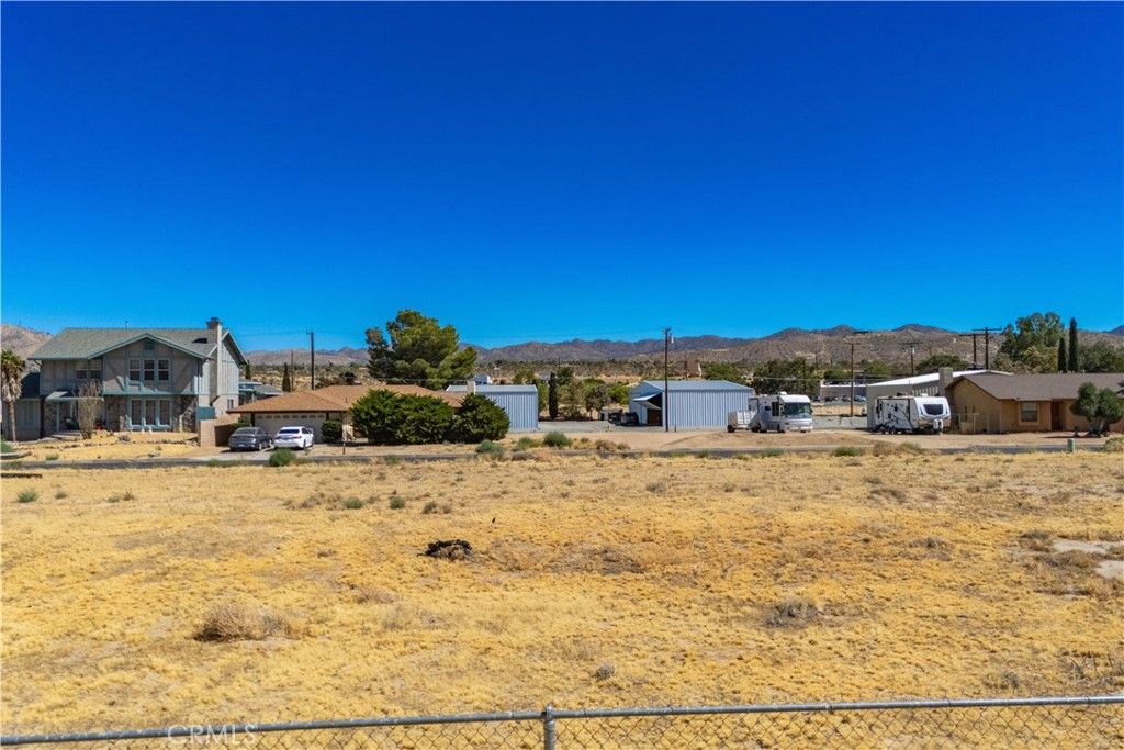 Image 19 of property listing at 6774 Lindbergh, Yucca Valley, CA 92284