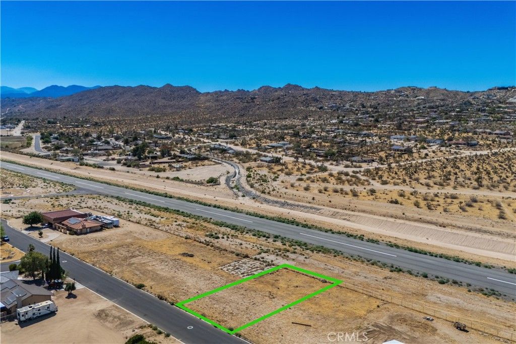 Image 3 of property listing at 6774 Lindbergh, Yucca Valley, CA 92284