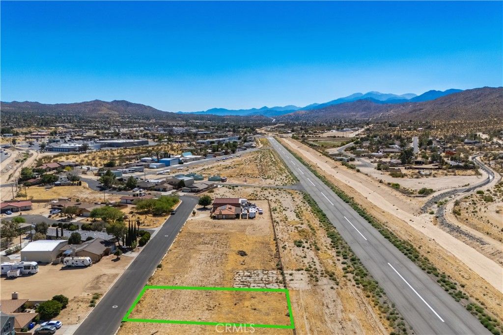 Image 4 of property listing at 6774 Lindbergh, Yucca Valley, CA 92284