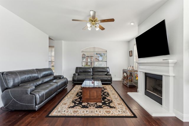 1501 Ector Drive, Carrollton, TX 75010