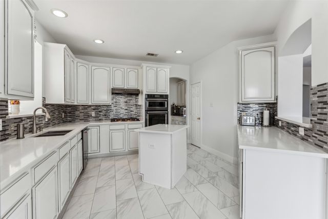 1501 Ector Drive, Carrollton, TX 75010