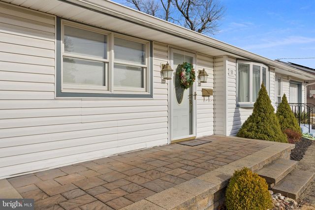51 MACON DR, Hamilton, NJ 08619