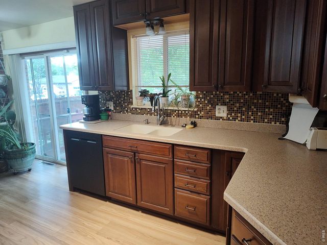2 Forsyth Dr, Longmont, CO 80504