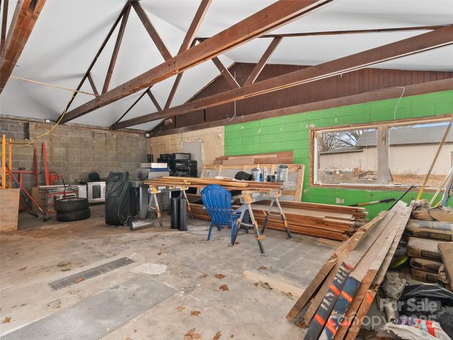 595 N Main Street, Waynesville, NC 28786