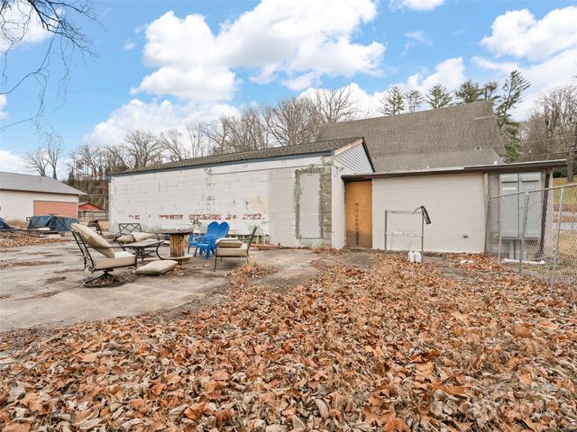 595 N Main Street, Waynesville, NC 28786