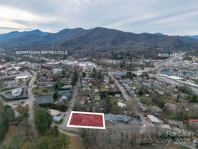 595 N Main Street, Waynesville, NC 28786
