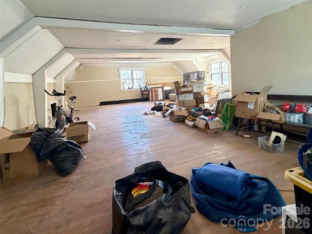 595 N Main Street, Waynesville, NC 28786