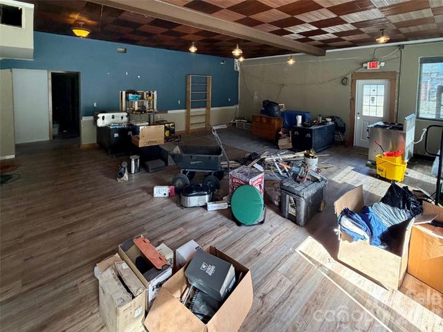 595 N Main Street, Waynesville, NC 28786
