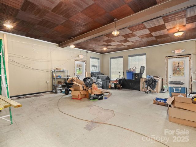 595 N Main Street, Waynesville, NC 28786