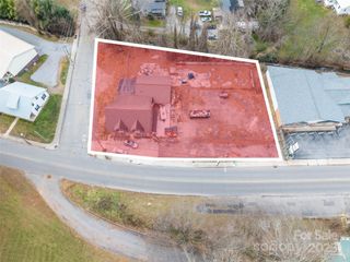 595 N Main Street, Waynesville, NC 28786