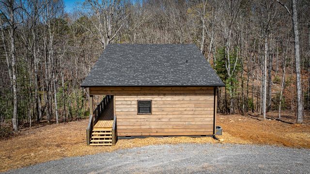 366 Three Oaks Drive, Morganton, GA 30559