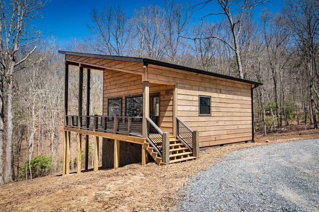 366 Three Oaks Drive, Morganton, GA 30559