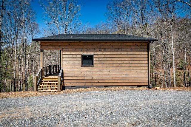 366 Three Oaks Drive, Morganton, GA 30559