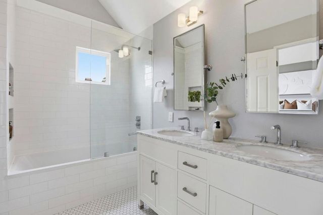 206 Village Lane, Foster City, CA 94404