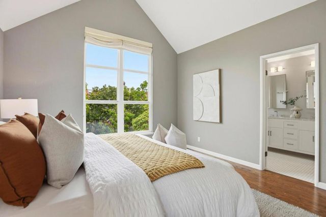 206 Village Lane, Foster City, CA 94404