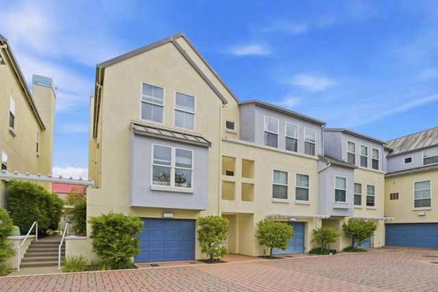 206 Village Lane, Foster City, CA 94404