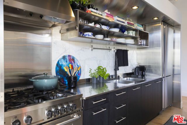 4080 Glencoe Avenue 405, Marina Del Rey, CA 90292