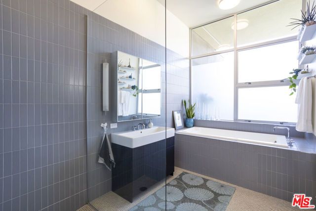 4080 Glencoe Avenue 405, Marina Del Rey, CA 90292
