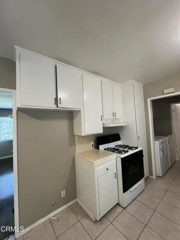 255 E Center Street, Covina, CA 91723