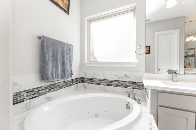 4918 Avalon Plantation Drive, Missouri City, TX 77459