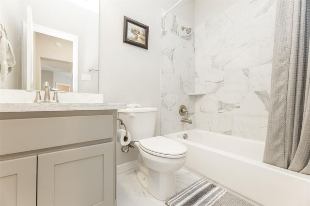 4918 Avalon Plantation Drive, Missouri City, TX 77459