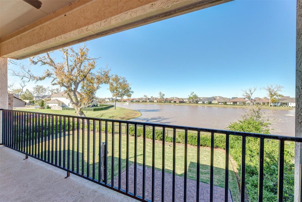 4918 Avalon Plantation Drive, Missouri City, TX 77459