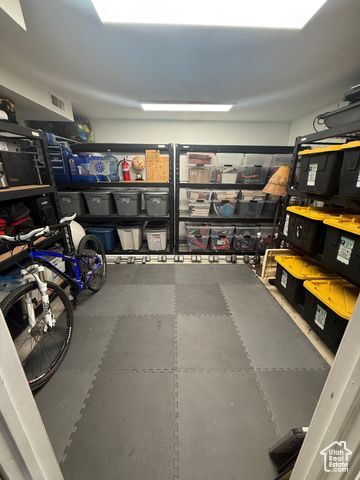 77 S RIO BRAVO PL, West Jordan, UT 84088