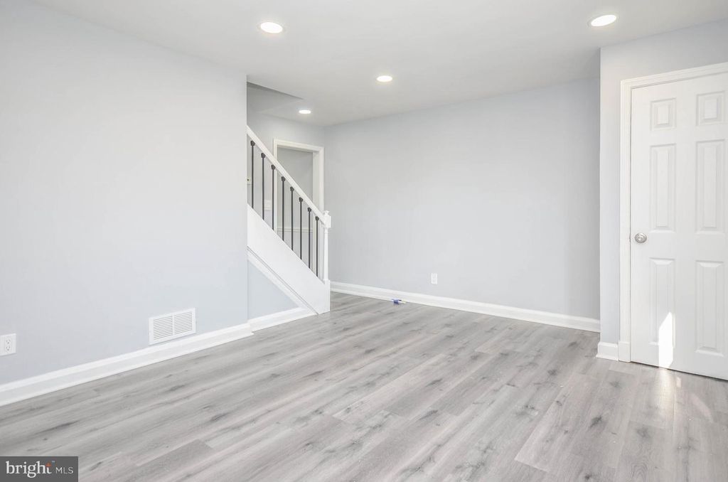 3917 DUDLEY AVE, Baltimore, MD 21213