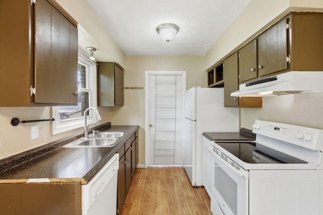 203 Dennis Street, Richmond, KY 40475
