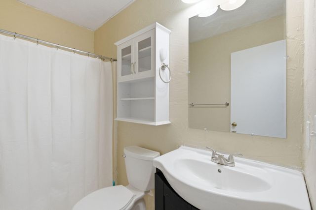 203 Dennis Street, Richmond, KY 40475
