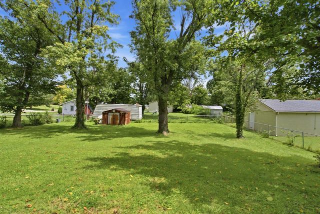 203 Dennis Street, Richmond, KY 40475