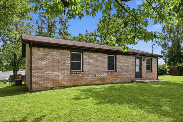 203 Dennis Street, Richmond, KY 40475