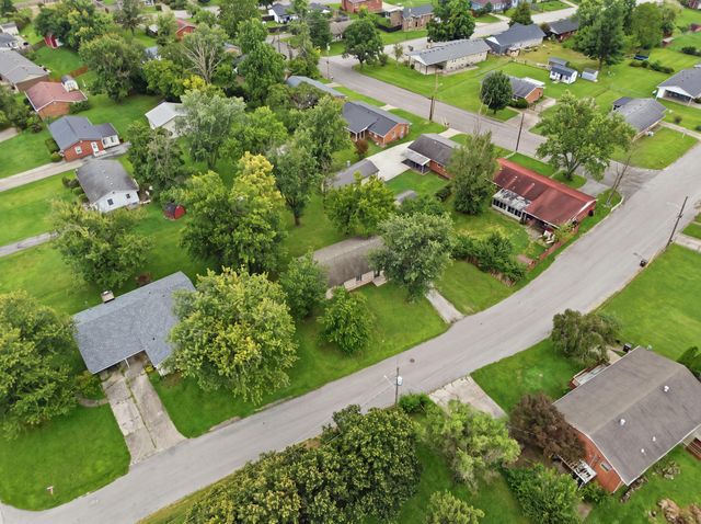 203 Dennis Street, Richmond, KY 40475