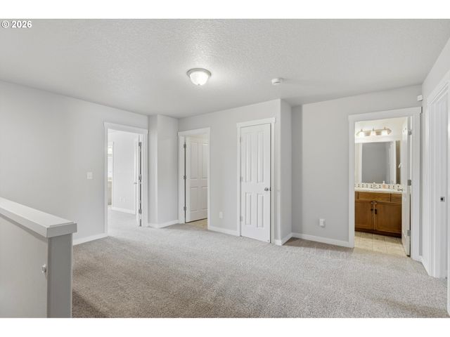 6117 Ne 70TH Ct, Vancouver, WA 98661