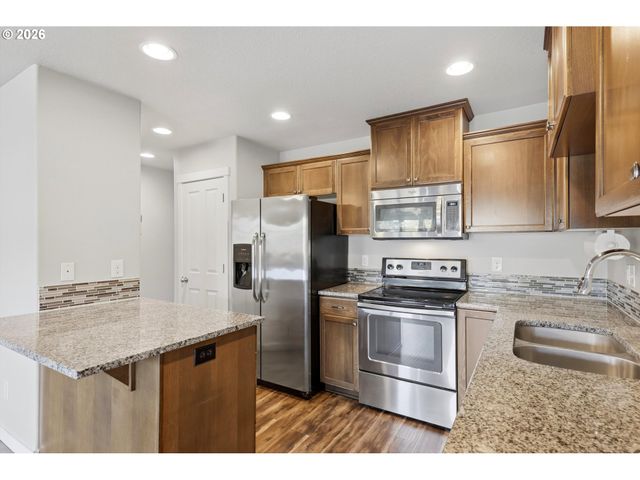 6117 Ne 70TH Ct, Vancouver, WA 98661