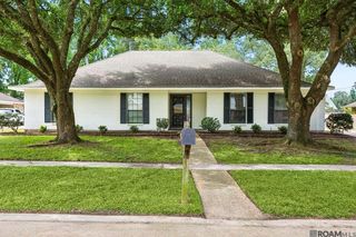 8764 Sharlane Dr, Baton Rouge, LA 70809
