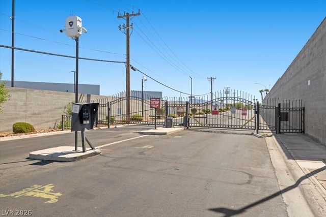 2677 Ruthe Duarte Avenue, Las Vegas, NV 89121