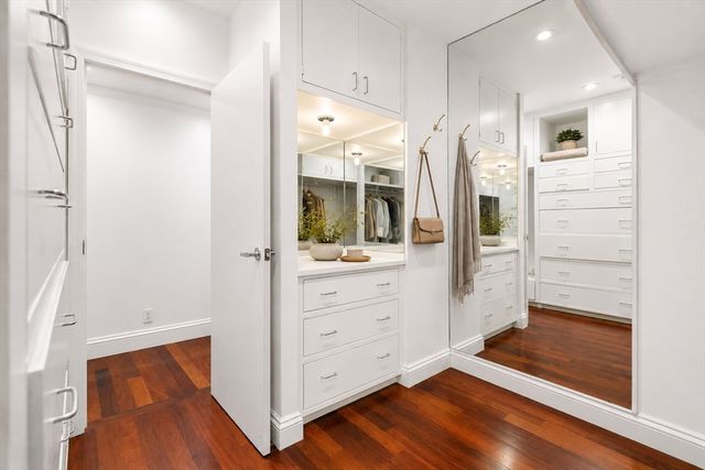 350 Tappan St 1, Brookline, MA 02445