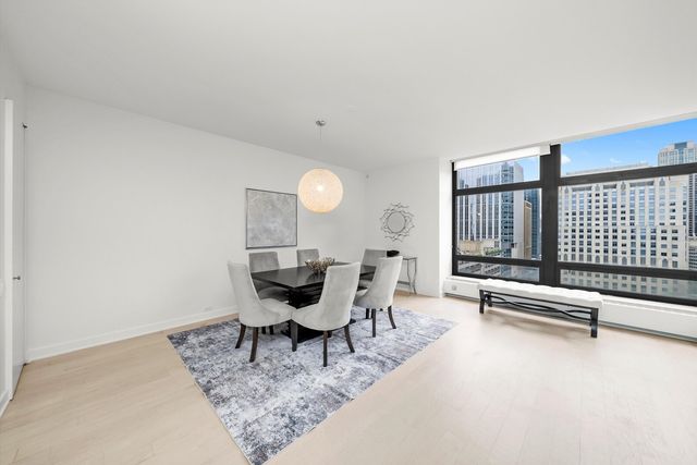 680 N Lake Shore Drive 1322, Chicago, IL 60611