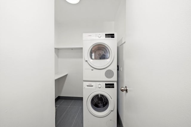 680 N Lake Shore Drive 1322, Chicago, IL 60611