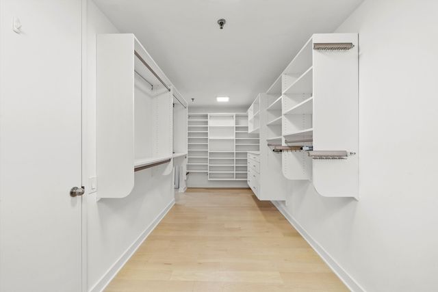 680 N Lake Shore Drive 1322, Chicago, IL 60611