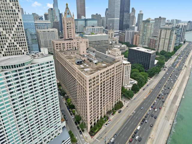 680 N Lake Shore Drive 1322, Chicago, IL 60611