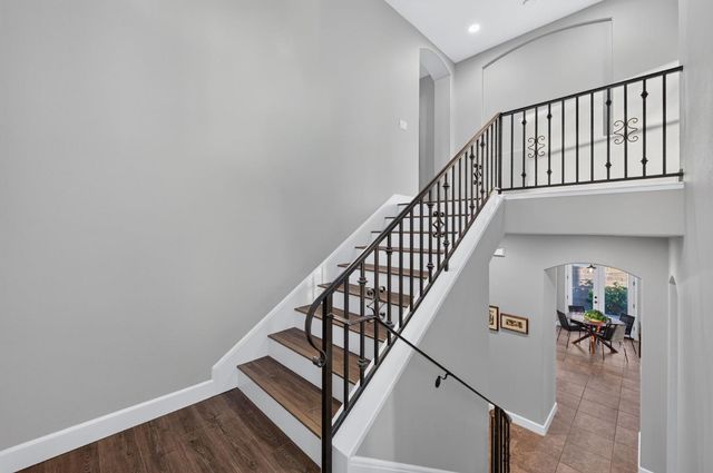 1802 N Kaweah Avenue, Clovis, CA 93619