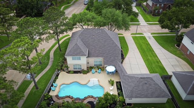 15702 Cascading Brook Way, Cypress, TX 77433
