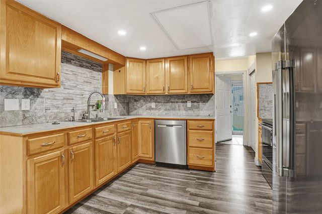 4611 NW 12th Drive, Deerfield Beach, FL 33064