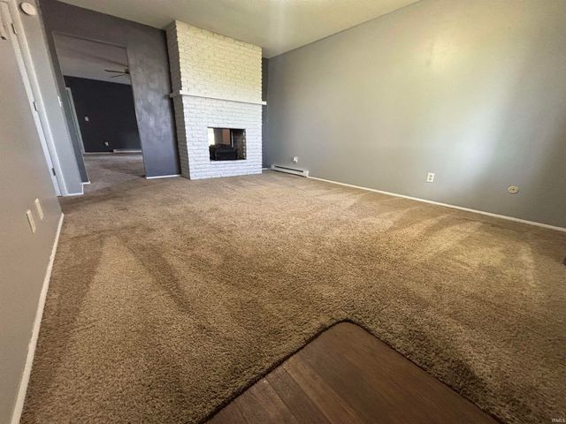 226 E Airport Road, Kendallville, IN 46755