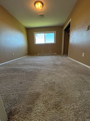 226 E Airport Road, Kendallville, IN 46755